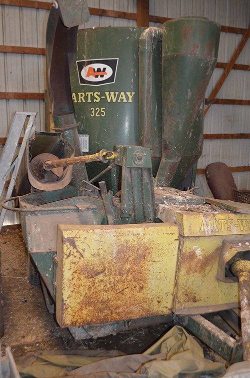 Property photo 102 - FARM EQUIPMENT AUCTION IN ALLEN COUNTY